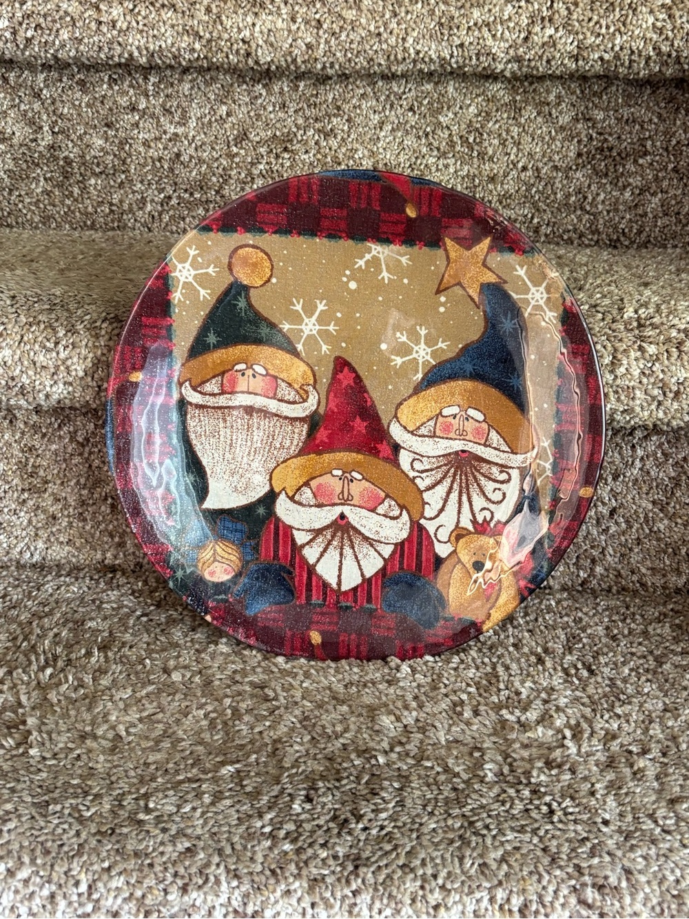 Festive Santa Trio Holiday Decorative Plate - Red & Gold